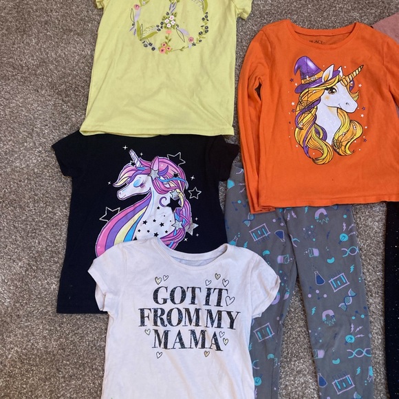 Girls size 6 tops/bottoms. - Picture 3 of 6